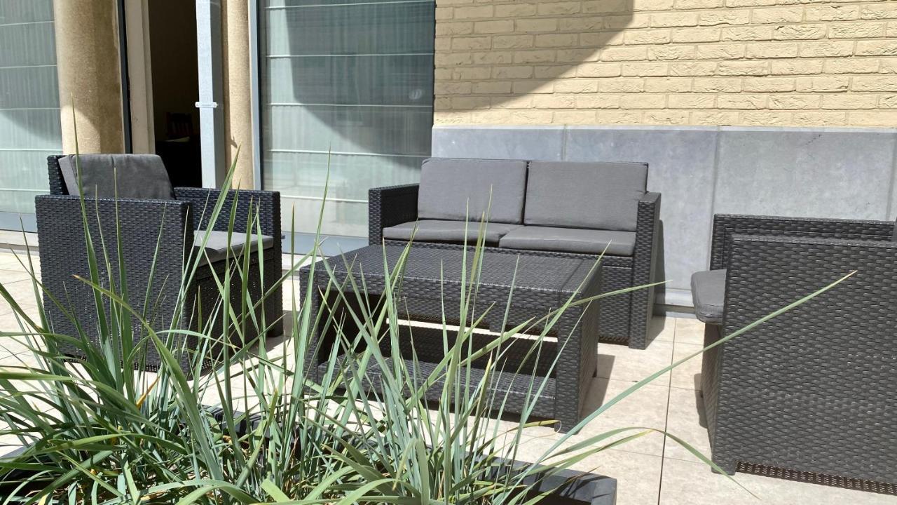 Deluxe Apartment With Shared Pool Ostenda Zewnętrze zdjęcie